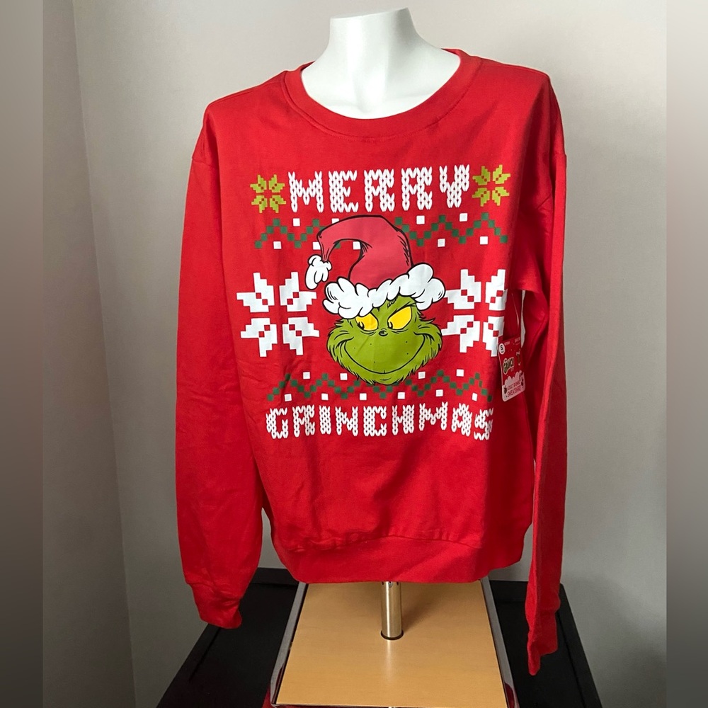 NEW!Women’s Festive Red Grinch Sweatshirt Size Small